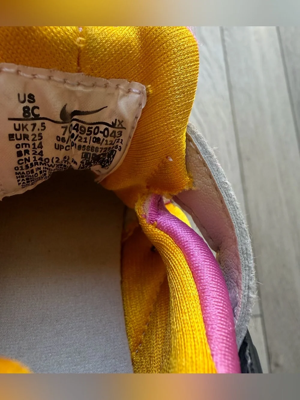 Nike Kids Huarache Run Sneakers in White, Pink & Yellow size 8C